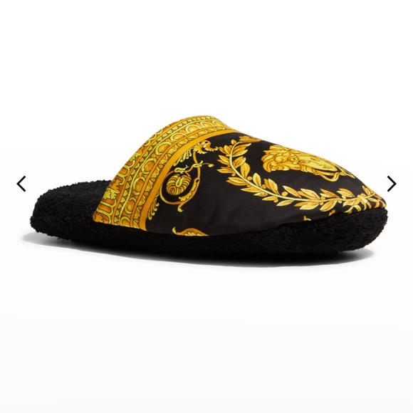 ‼️🔥Versace Mule Slippers🔥‼️ - Picture 5 of 7